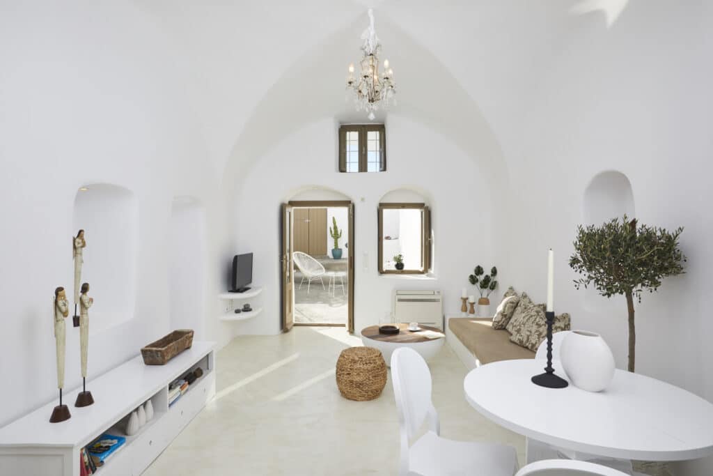 The Small Architect House — Pyrgos