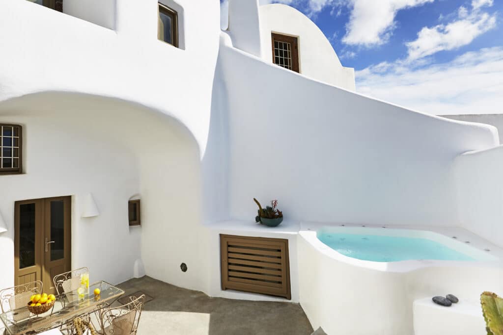 The Small Architect House — Pyrgos