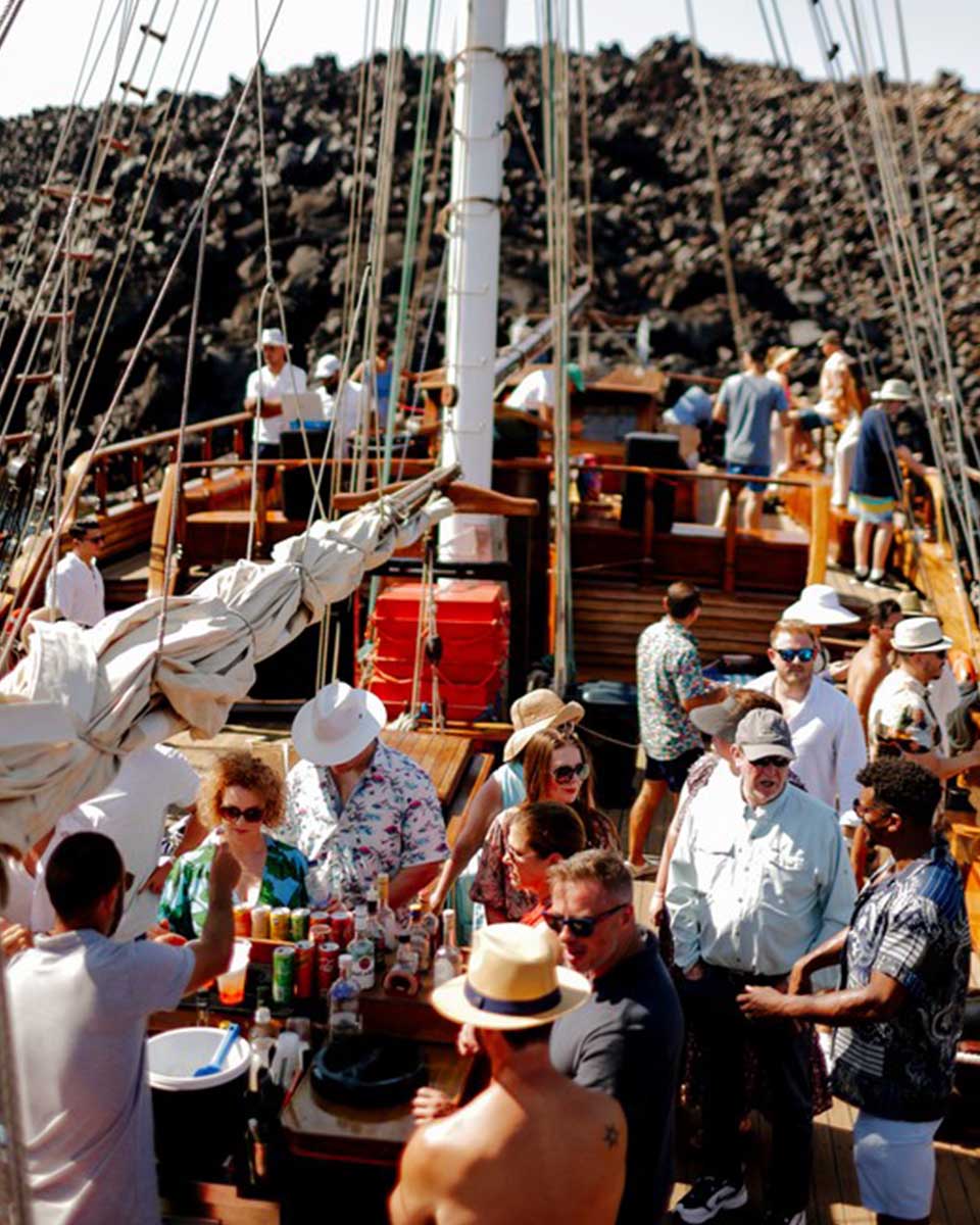 Concierge services in Santorini by The Diamond Rock
