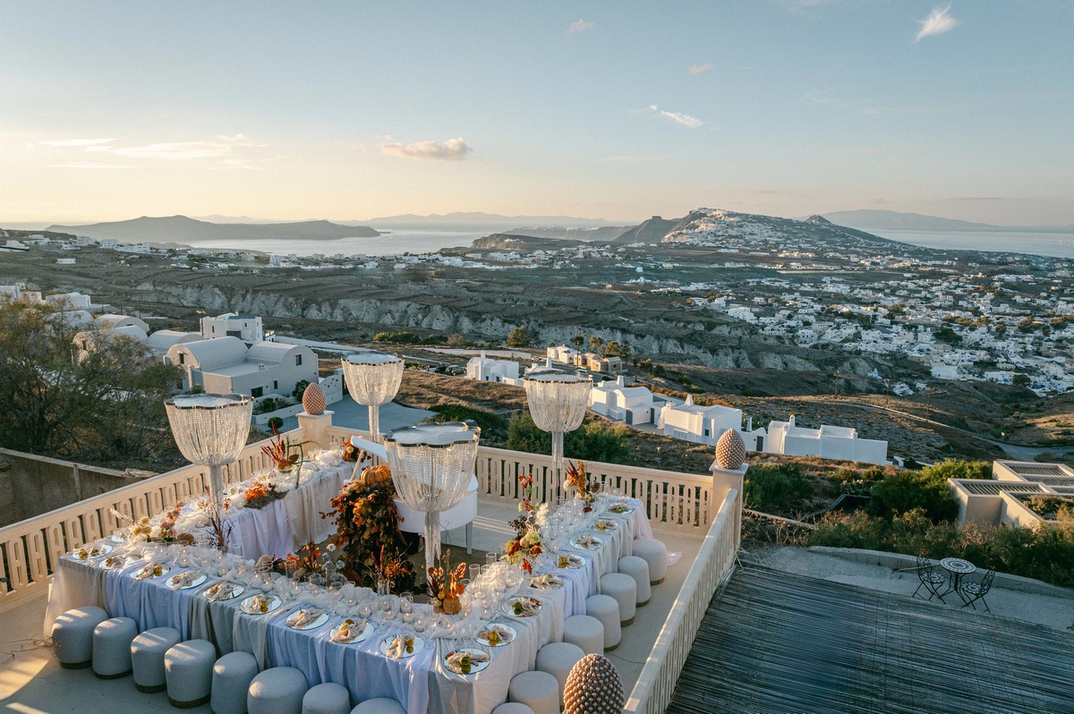 An October Table in the Sky
