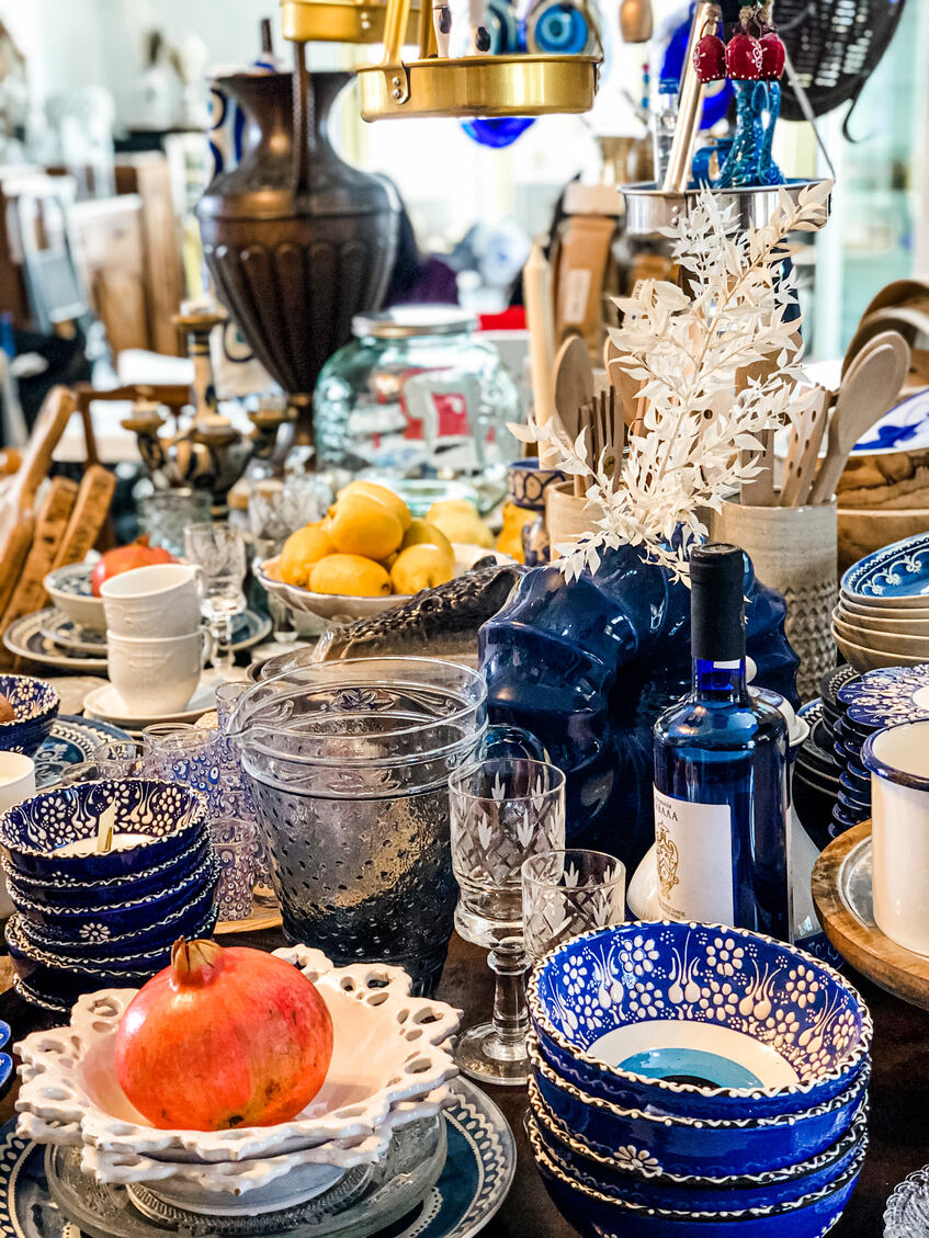 Curated souvenirs