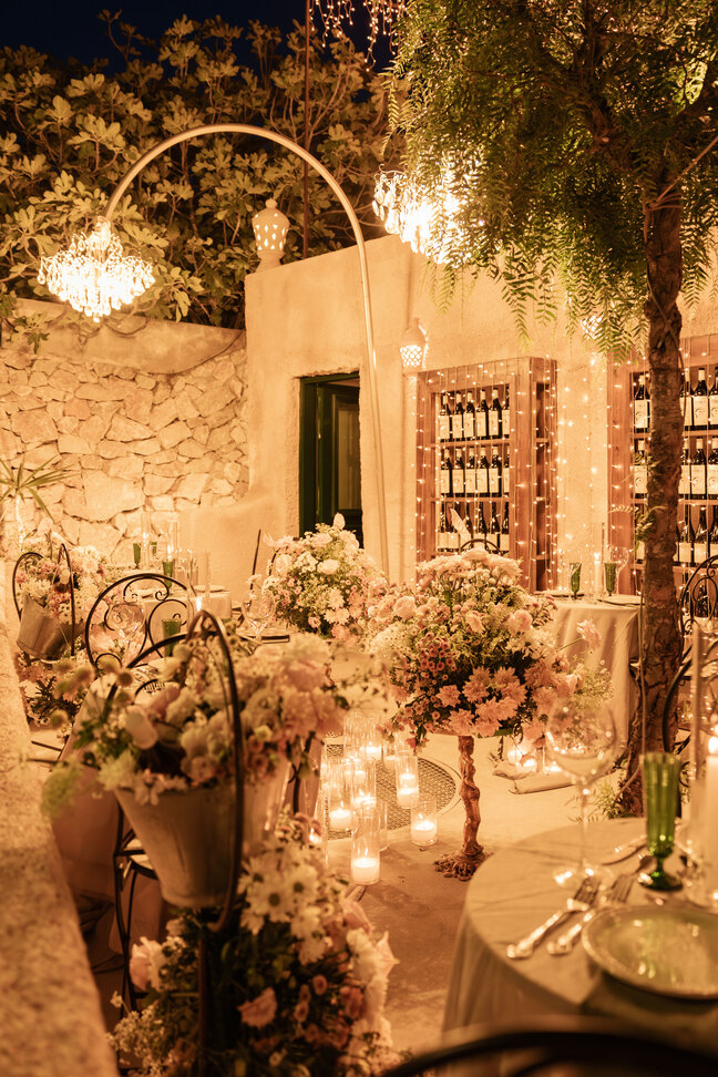 Santorini wedding décor and rentals