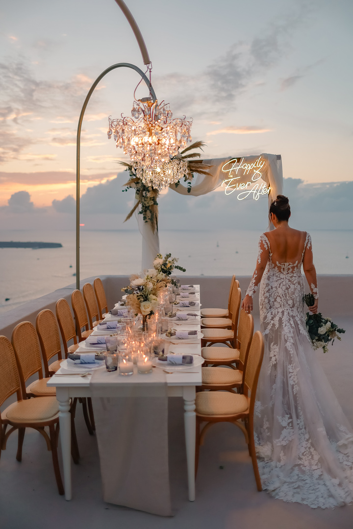Santorini wedding décor and rentals