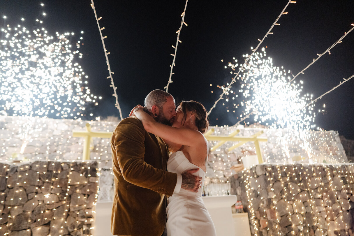 Santorini wedding décor and rentals
